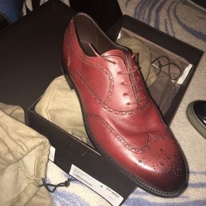 Bottega Veneta men’s brown leather dress shoes